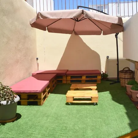 Apartman Little Yard & #1 Naxos City